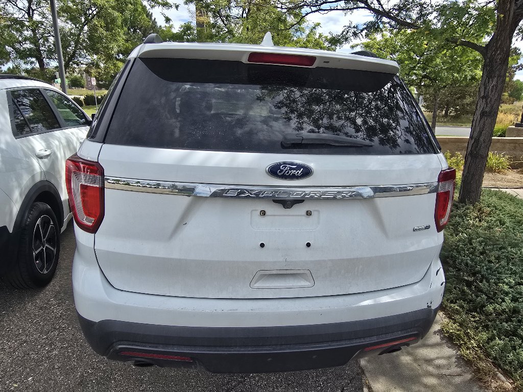 Used 2017 Ford Explorer 4WD image 5