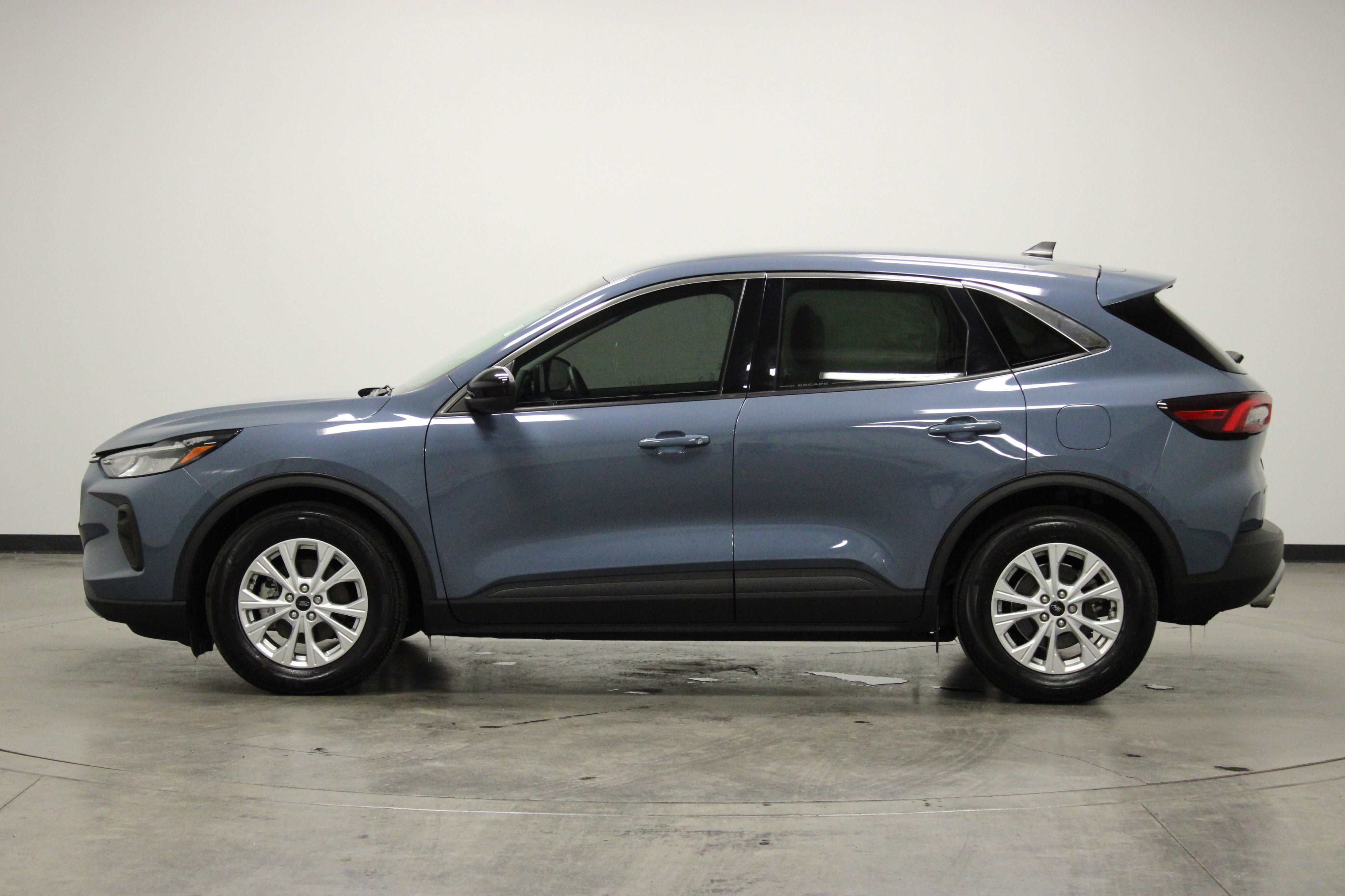 Used 2024 Ford Escape Active image 5