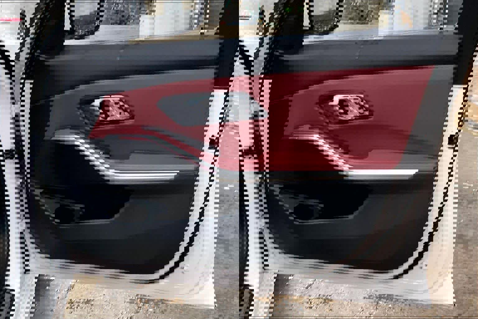 Used 2023 BMW 330i Sedan w/ Premium Package image 26