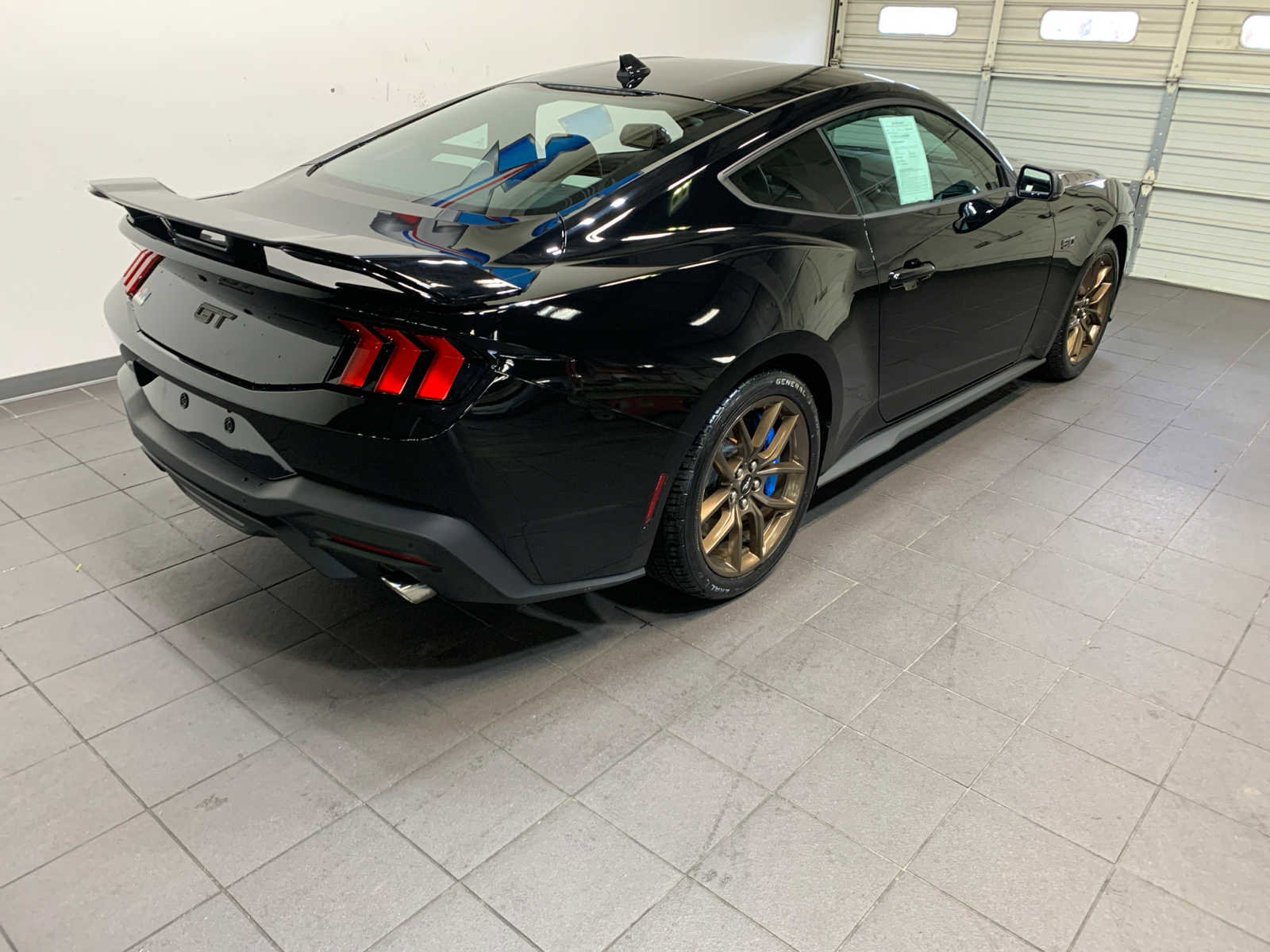 Used 2024 Ford Mustang GT Premium image 3