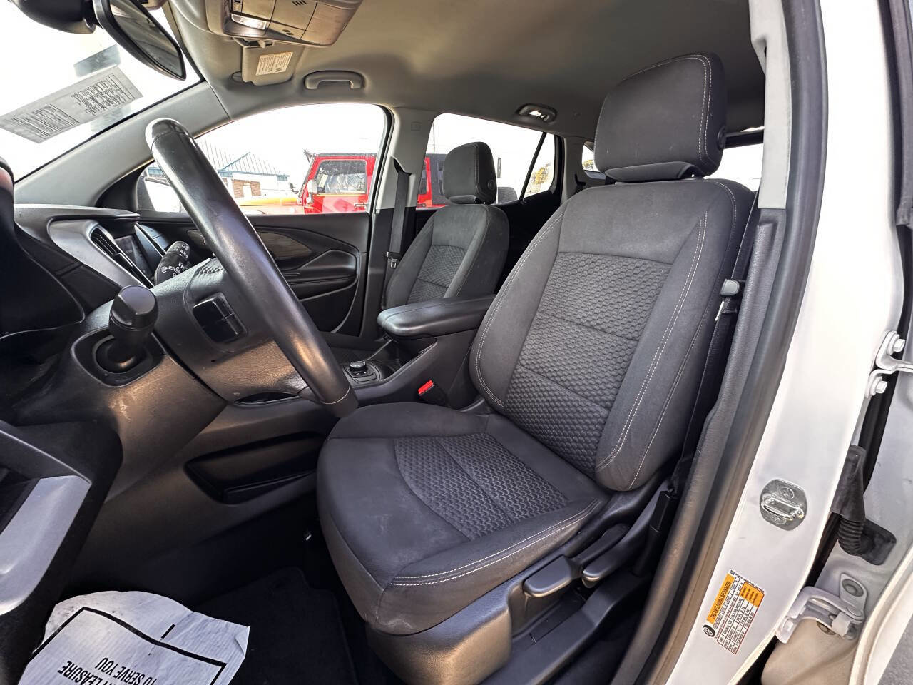 Used 2021 GMC Terrain SLE FWD image 14