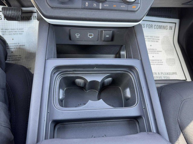 Used 2021 Land Rover Defender 90 image 31