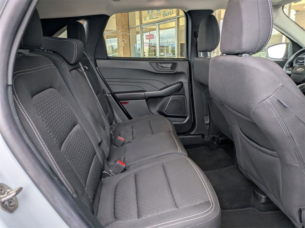 Used 2025 Ford Escape Active image 30