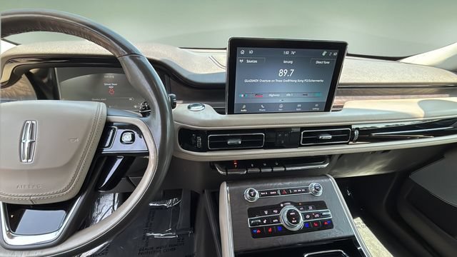 Used 2023 Lincoln Aviator Reserve w/ Equipment Group 201A AWD/4WD image 11