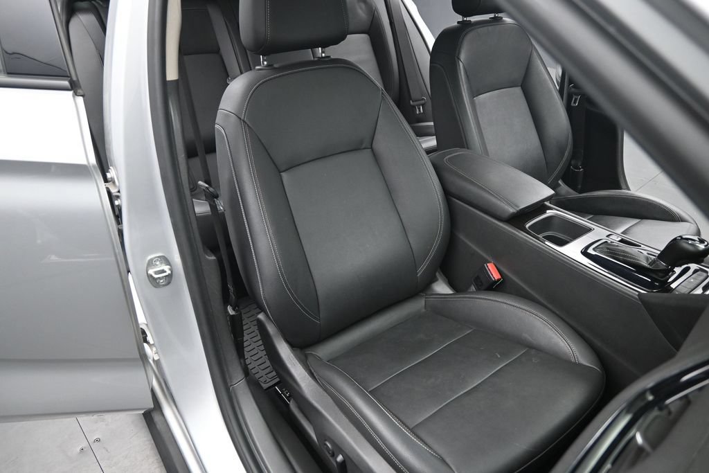 Used 2019 Buick Regal Essence w/ Driver Confidence Package I AWD/4WD image 48
