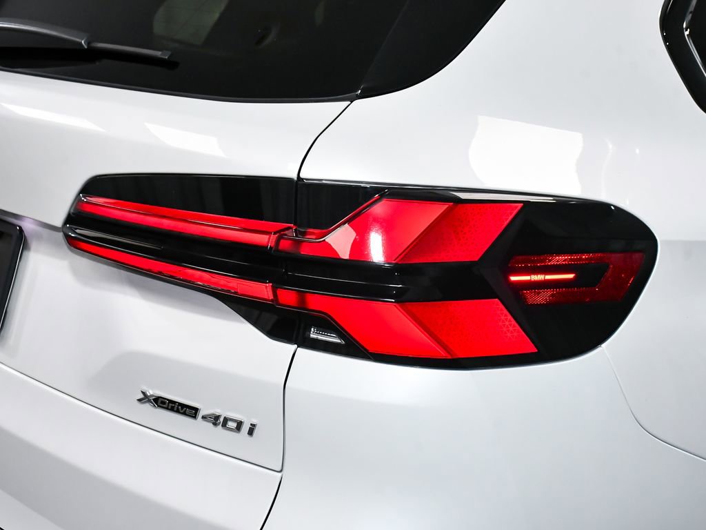 Used 2026 BMW X5 xDrive40i AWD/4WD image 82