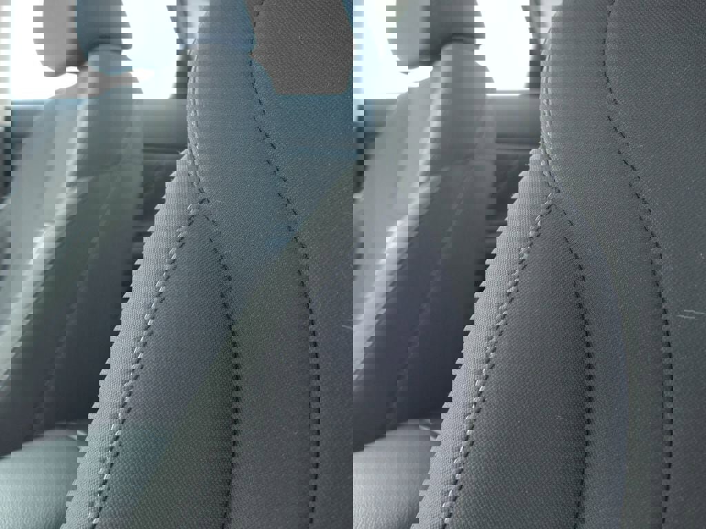 Used 2024 Hyundai Elantra SEL image 14