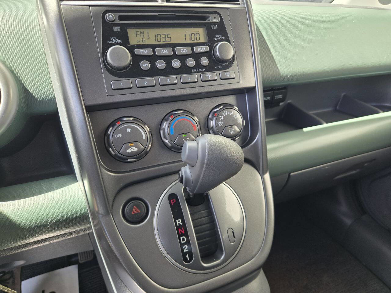 Used 2004 Honda Element EX image 13