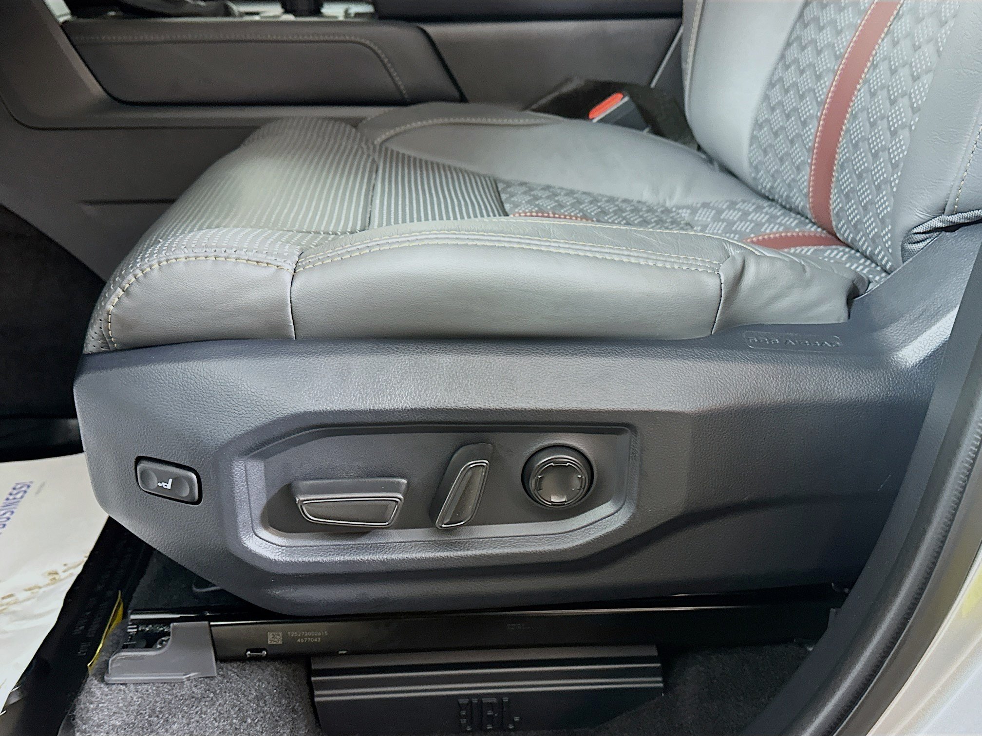 Used 2026 Toyota Sequoia Capstone AWD/4WD image 18