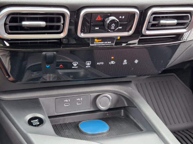 New 2027 Nissan Sentra SR FWD image 16