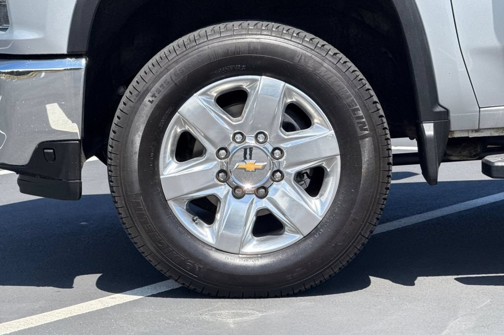 Used 2022 Chevrolet Silverado 2500 LTZ w/ LTZ Plus Package AWD/4WD image 15