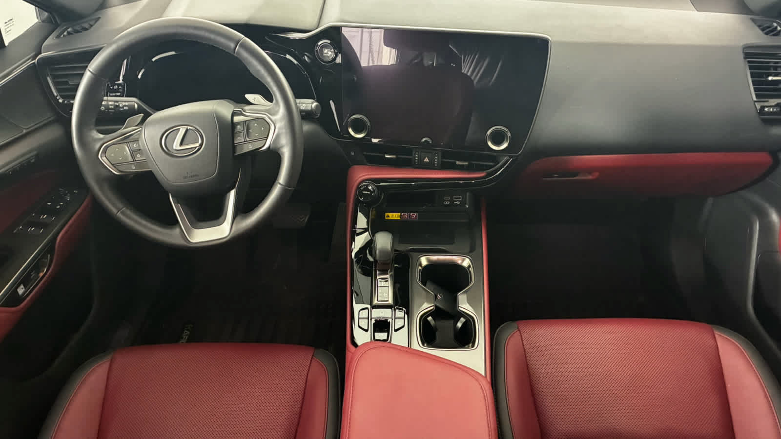 Used 2024 Lexus NX 350 AWD w/ Vision Package image 10