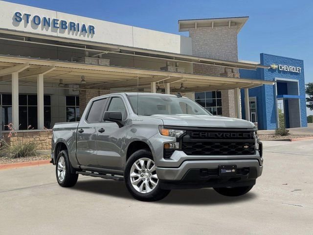 Used 2023 Chevrolet Silverado 1500 Custom RWD image 2