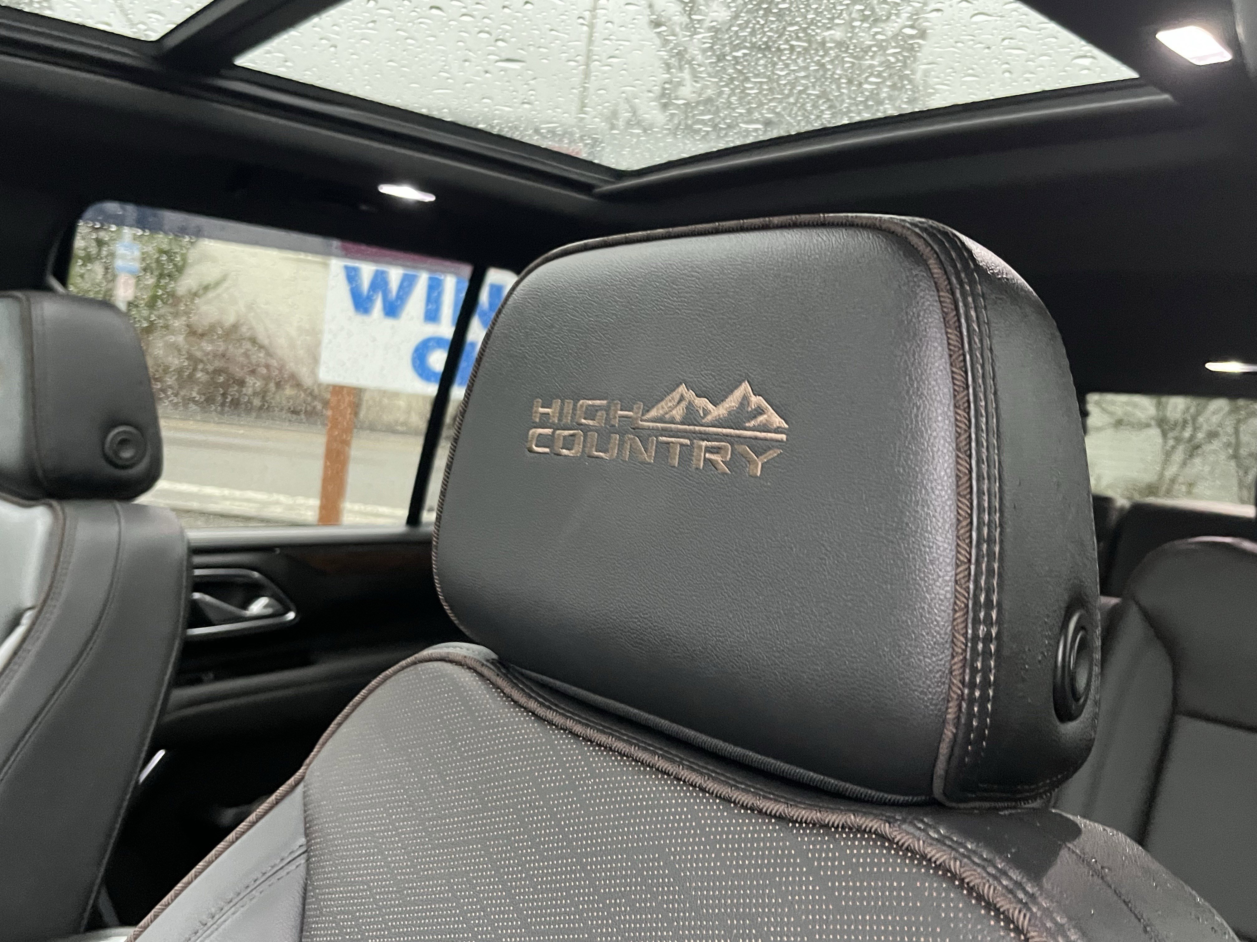 Used 2024 Chevrolet Tahoe High Country w/ Premium Package image 18