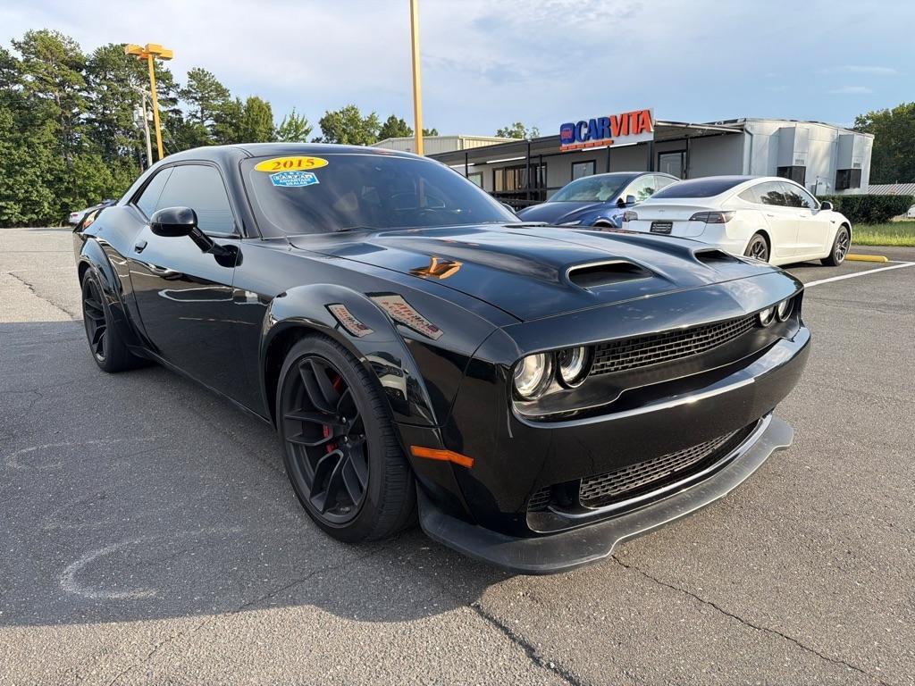 Used 2015 Dodge Challenger SRT Hellcat RWD image 3