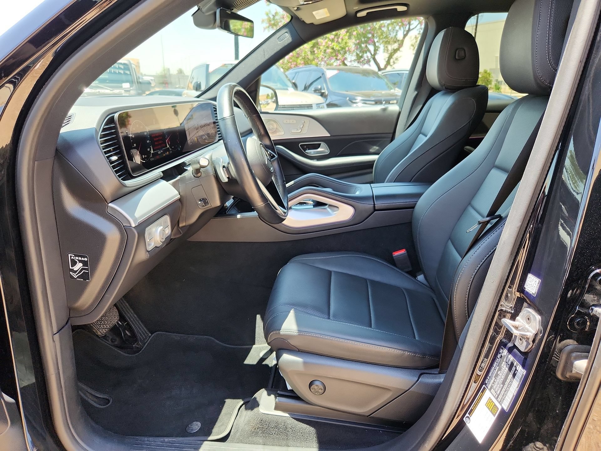 Used 2025 Mercedes-Benz GLE 350 4MATIC image 16
