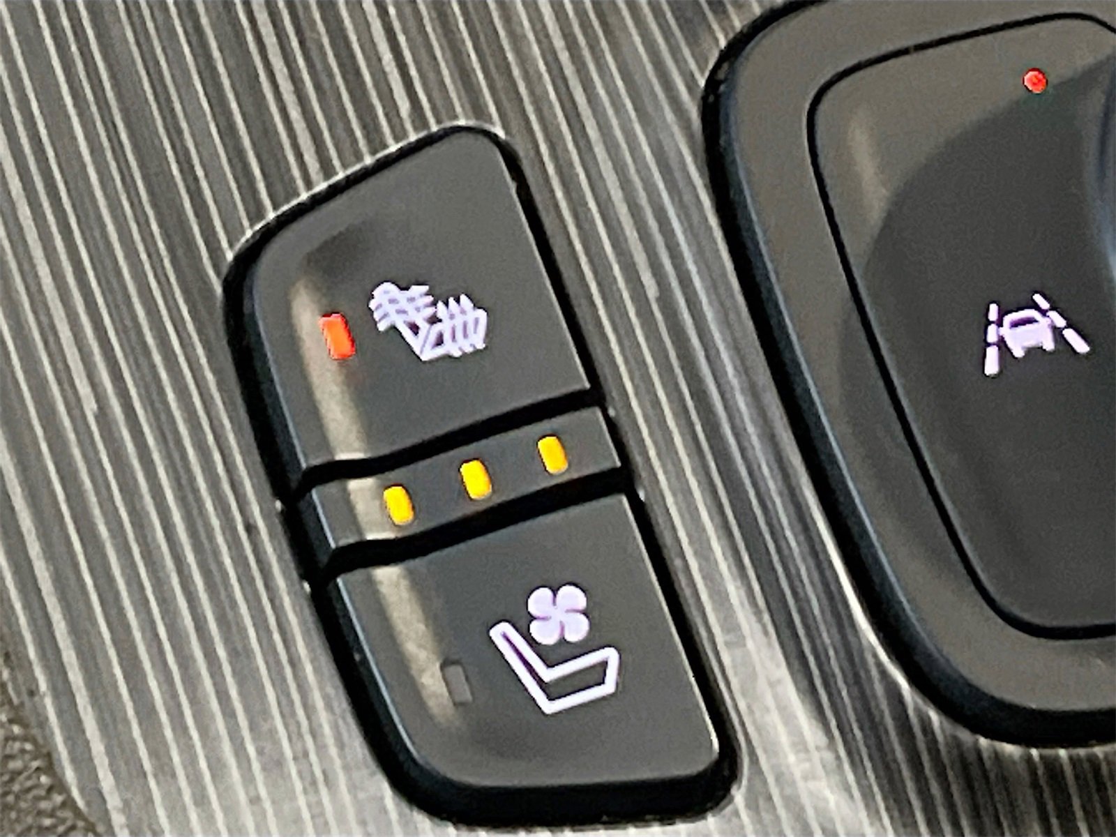 Used 2023 GMC Acadia SLT w/ Preferred Package image 21