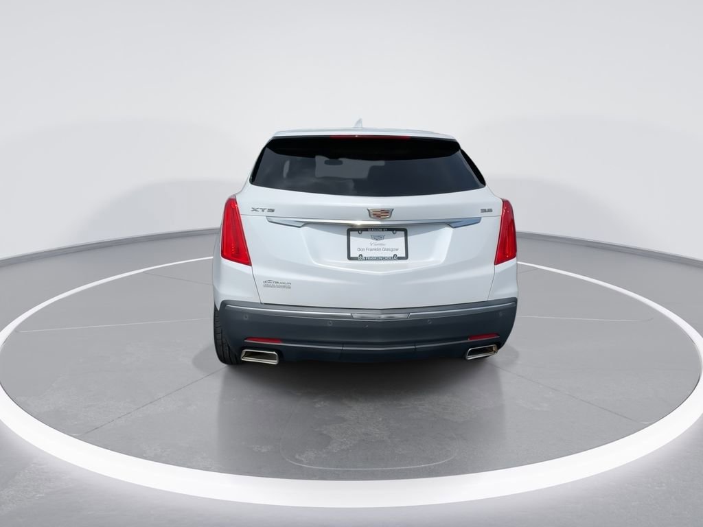 Used 2017 Cadillac XT5 Premium Luxury w/ Advanced Security Package image 7