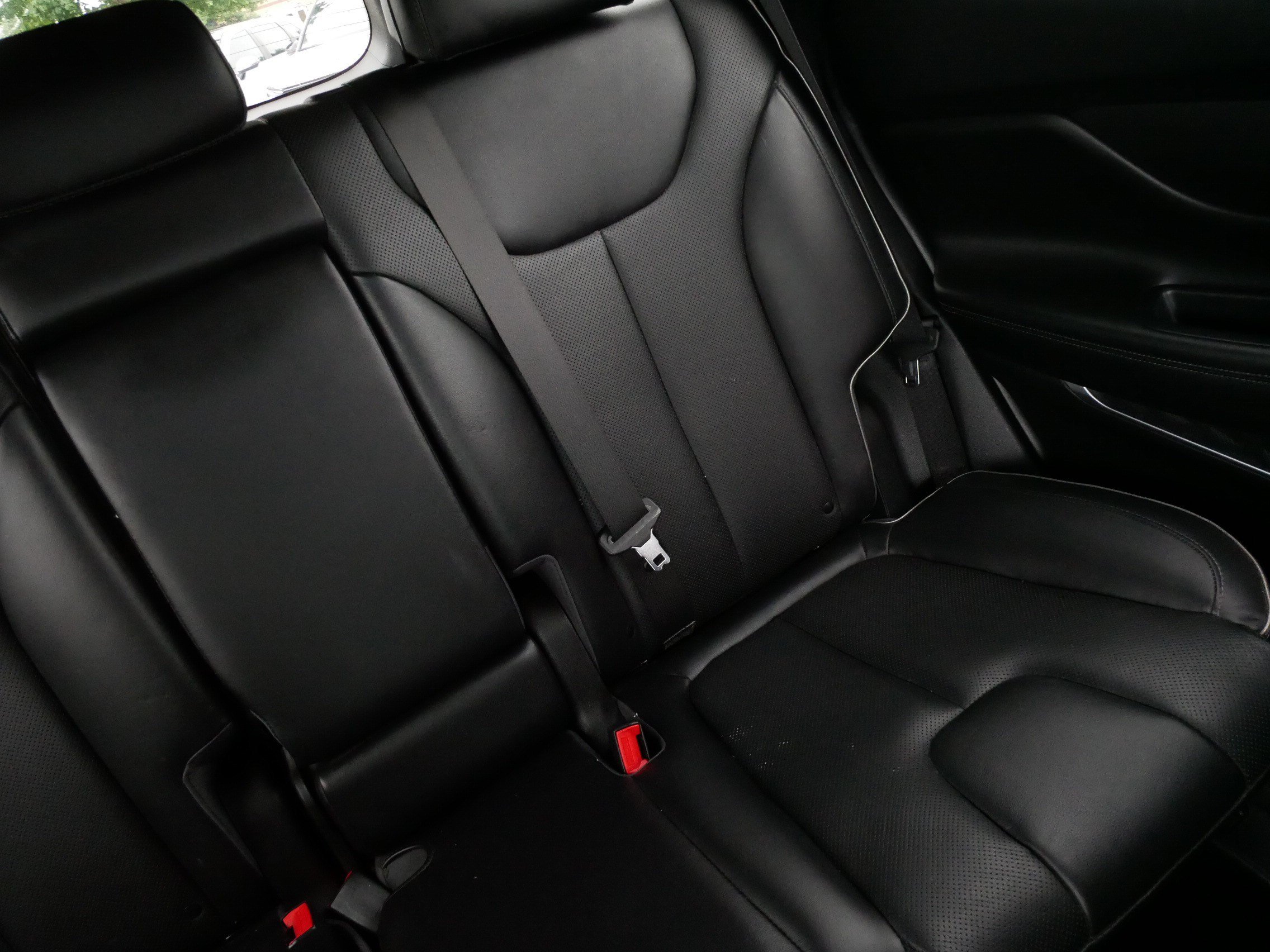 Used 2022 Hyundai Santa Fe SEL w/ Convenience + Premium Package AWD/4WD image 14