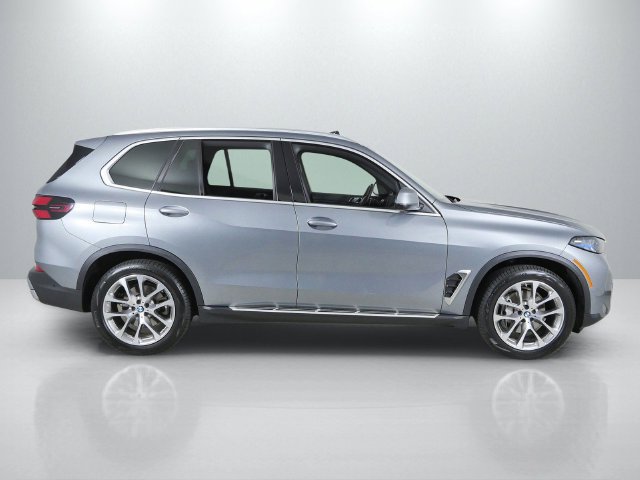 New 2027 Volkswagen Jetta SE FWD image 8