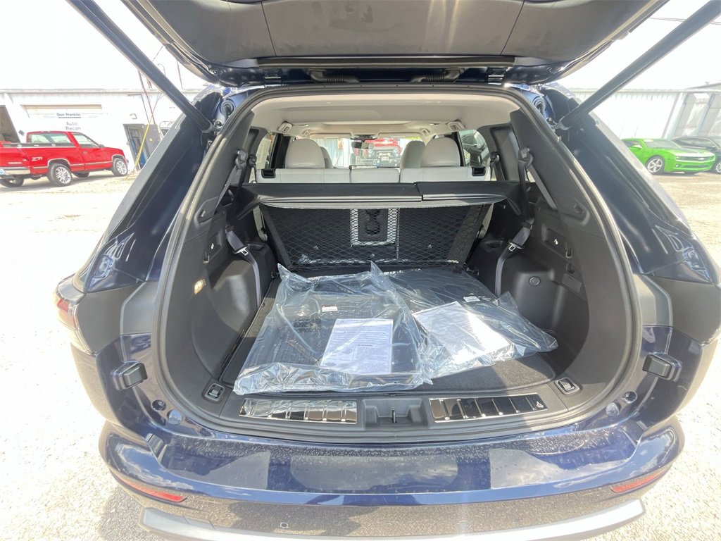 New 2025 Mitsubishi Outlander SE image 24