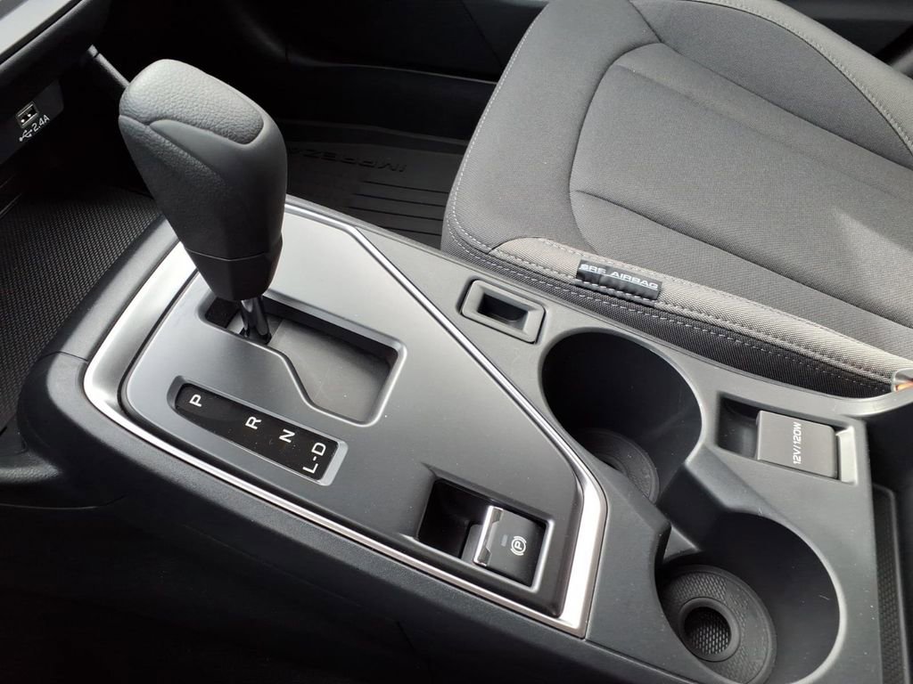 Certified 2025 Subaru Impreza 2.0i image 18