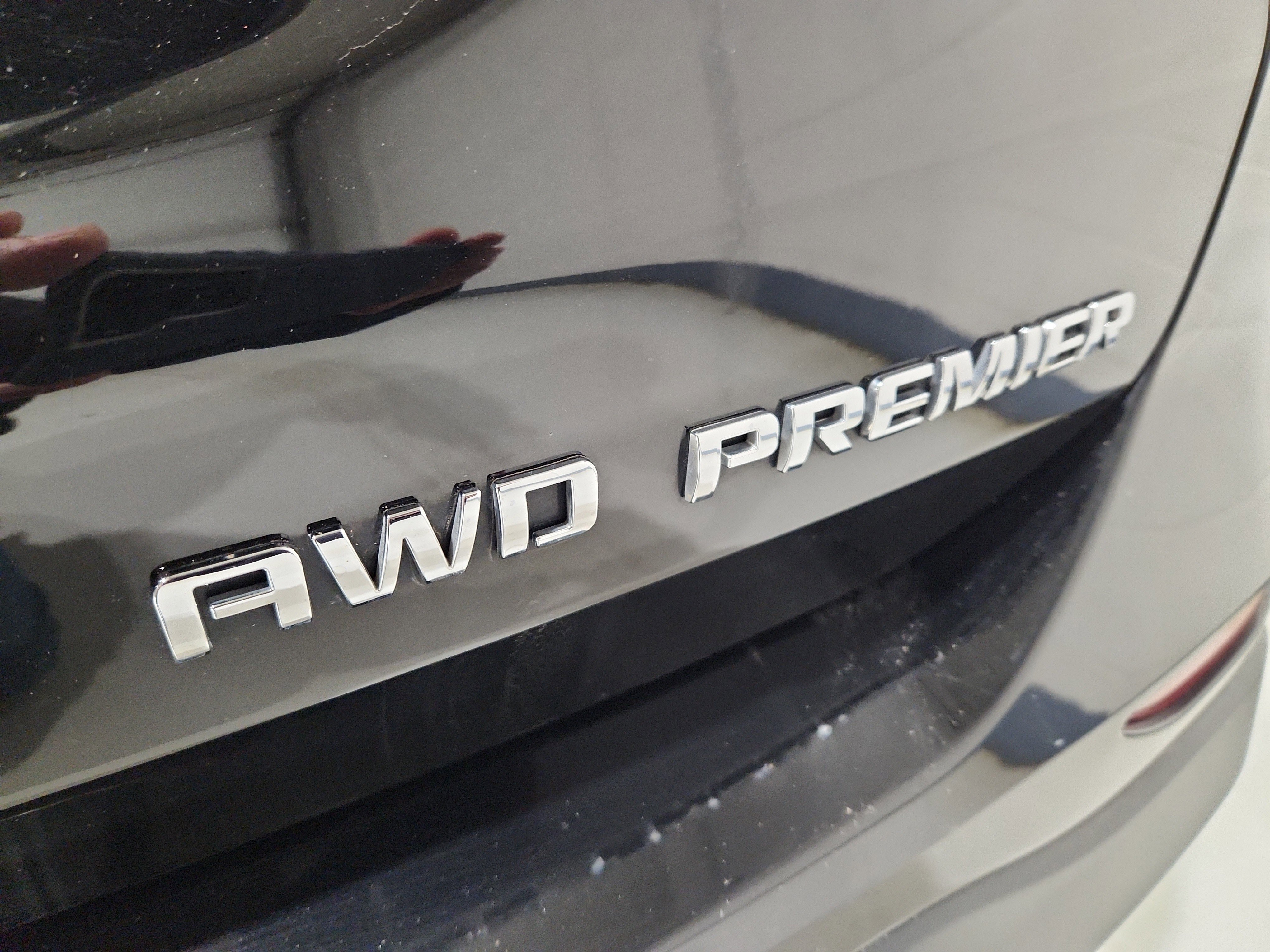 Certified 2024 Chevrolet Equinox Premier image 21