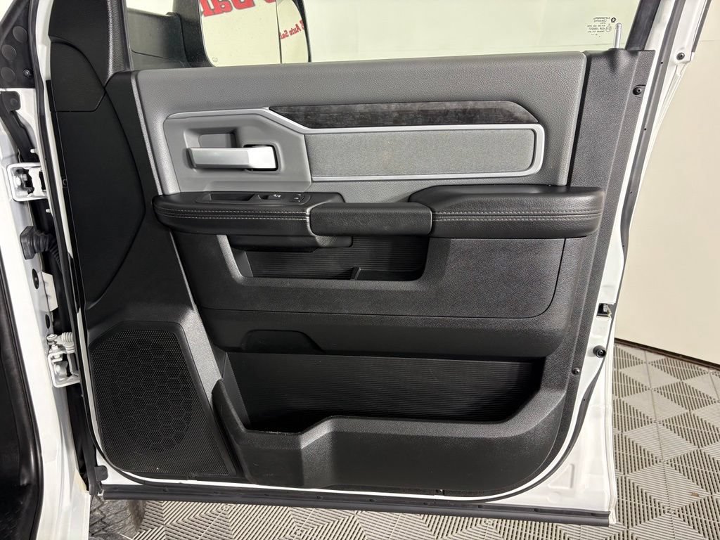 Used 2021 RAM 2500 Big Horn AWD/4WD image 39