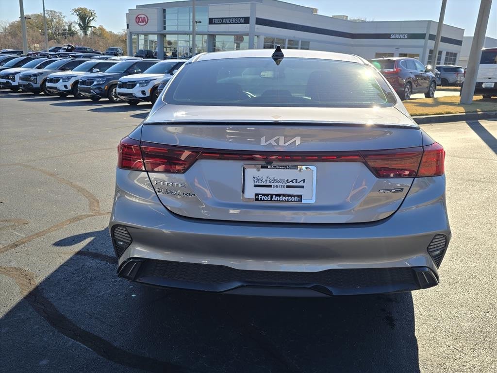 Used 2023 Kia Forte GT-Line image 4