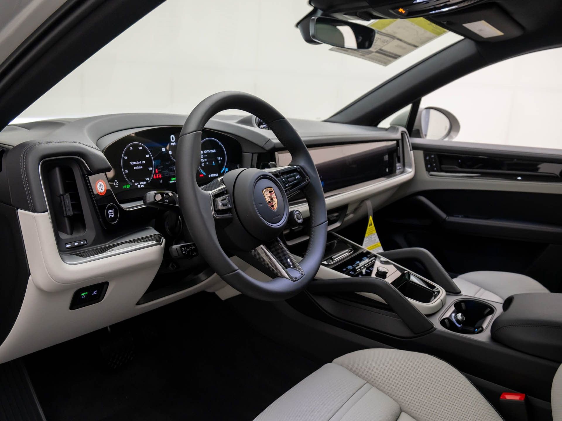 New 2026 Porsche Cayenne E-Hybrid Coupe image 4