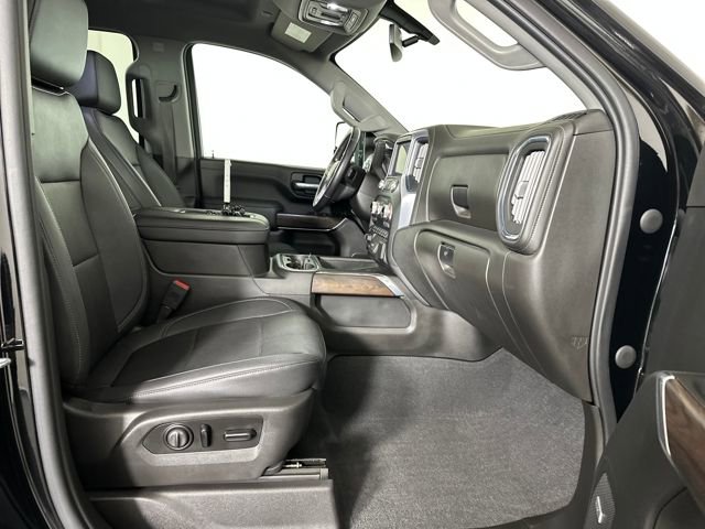 Used 2021 GMC Sierra 2500 SLT w/ SLT Preferred Package image 28