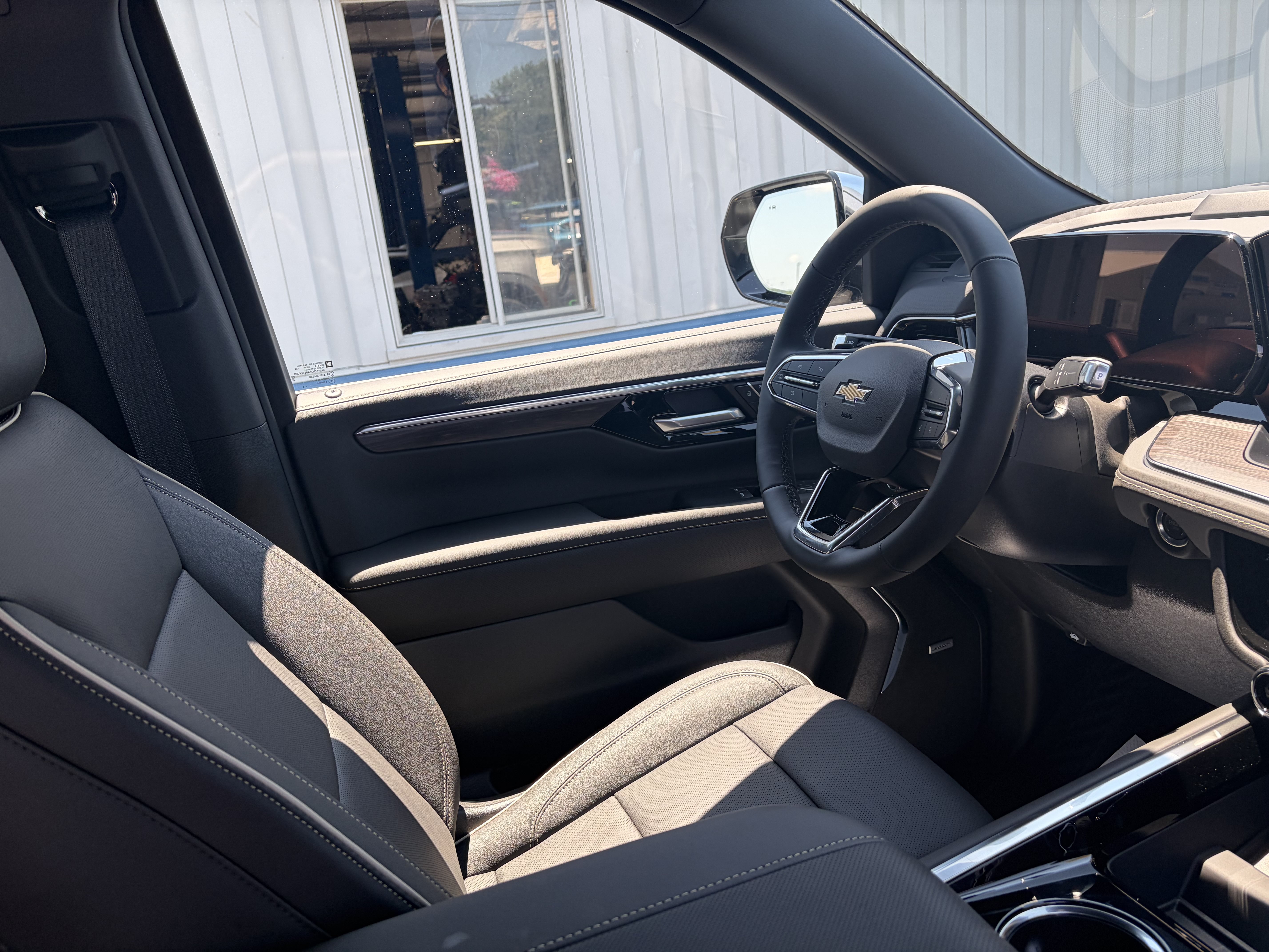 New 2026 Chevrolet Tahoe Premier w/ Sun And Tow Package AWD/4WD image 11