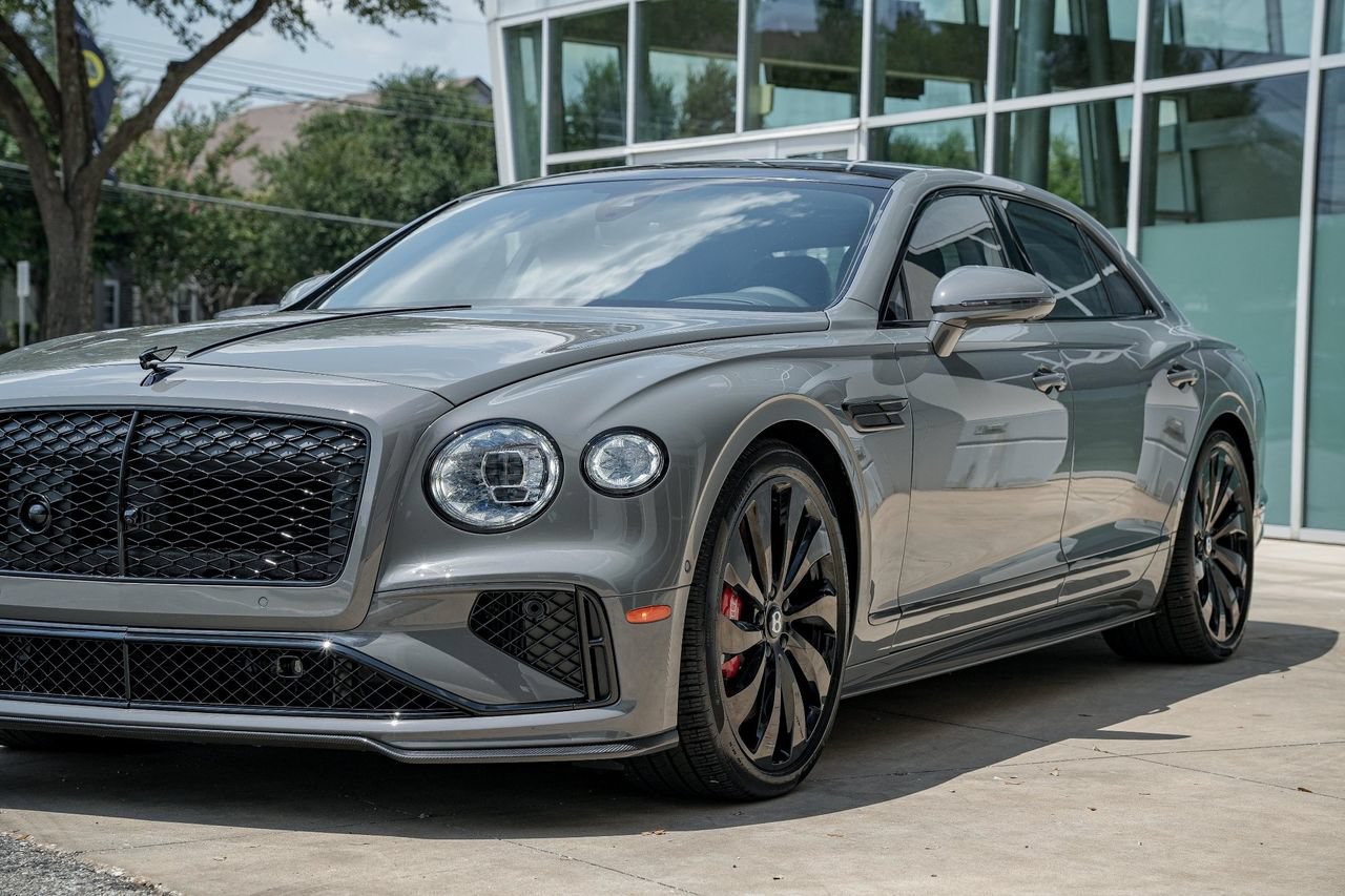 New 2025 Bentley Flying Spur Plug-In Hybrid AWD/4WD image 8