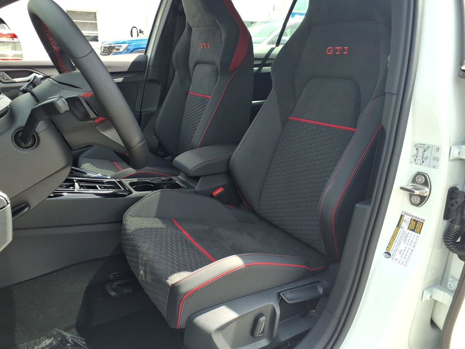 New 2026 Volkswagen GTI SE FWD image 6