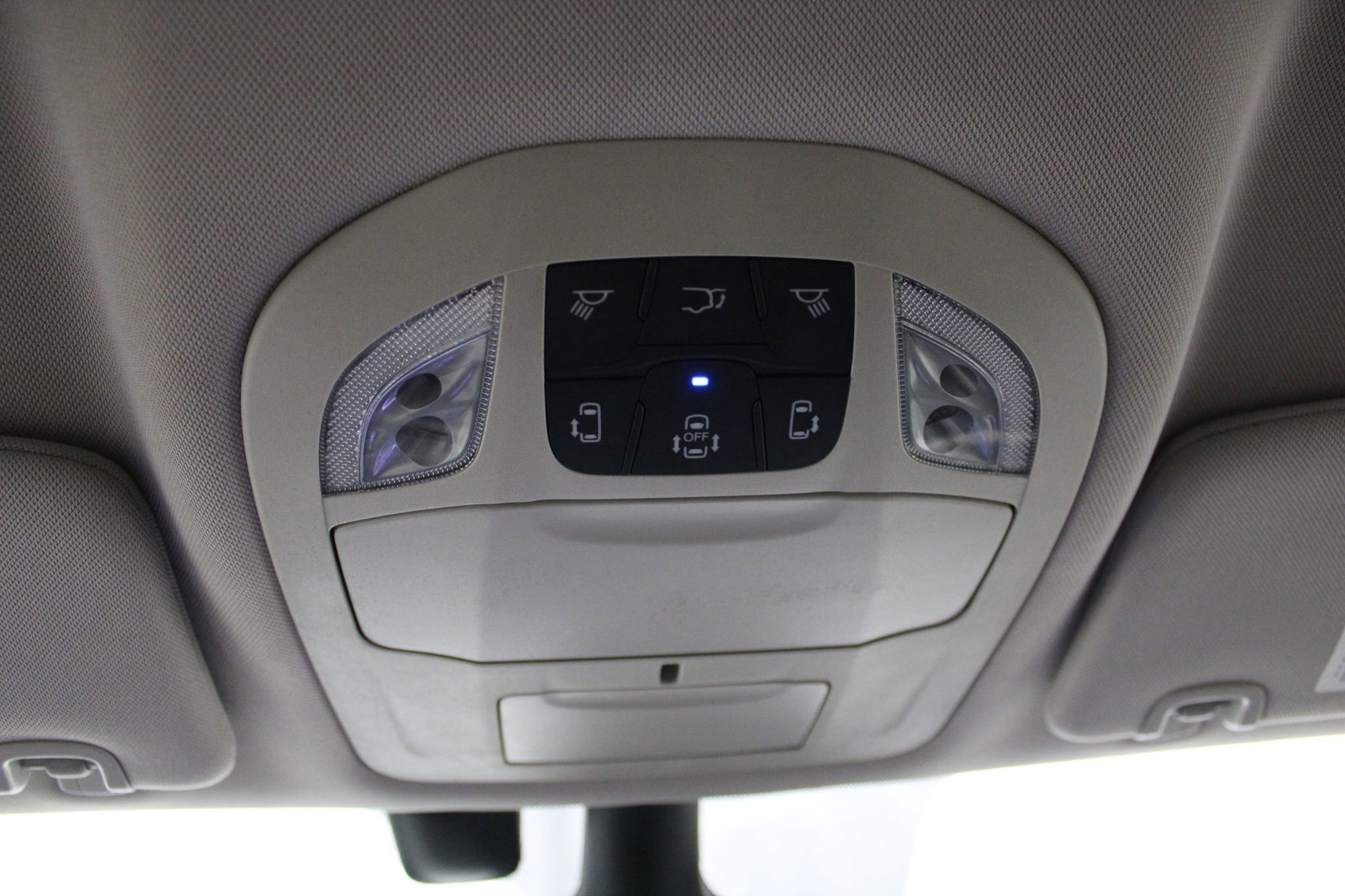 Used 2022 Chrysler Pacifica Touring-L FWD image 36