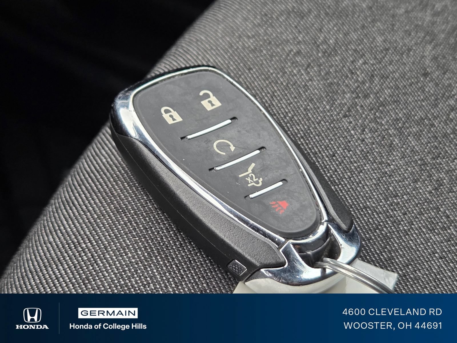 Used 2018 Chevrolet Equinox LT FWD image 30