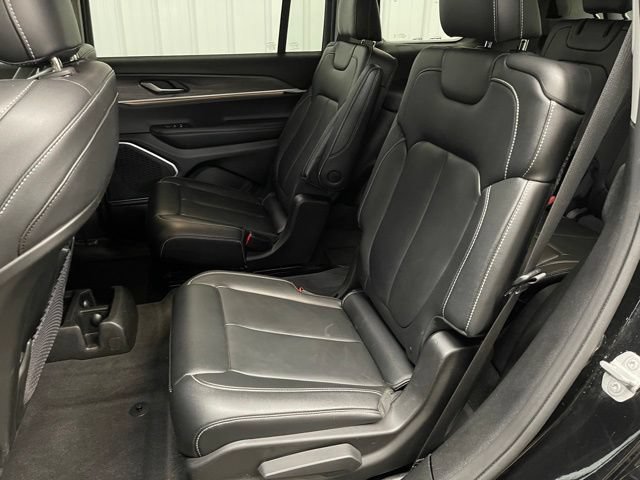 Used 2021 Jeep Grand Cherokee L Limited AWD/4WD image 19