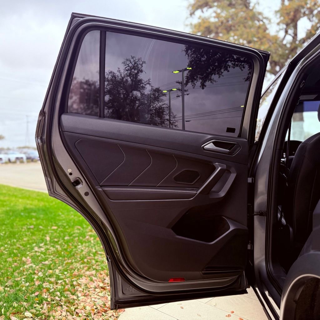 Used 2022 Volkswagen Tiguan SE R-Line image 29