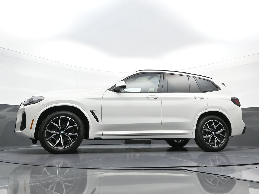 Used 2024 BMW X3 xDrive30i w/ Premium Package w/ZPA image 25