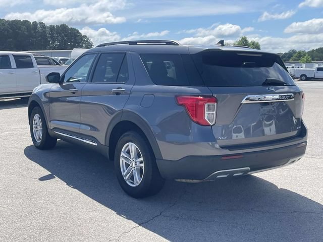 Used 2022 Ford Explorer XLT w/ Equipment Group 202A AWD/4WD image 6