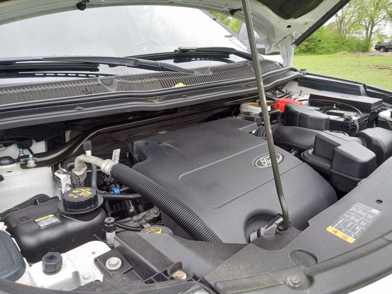 Used 2014 Ford Explorer XLT w/ Equipment Group 202A FWD image 25
