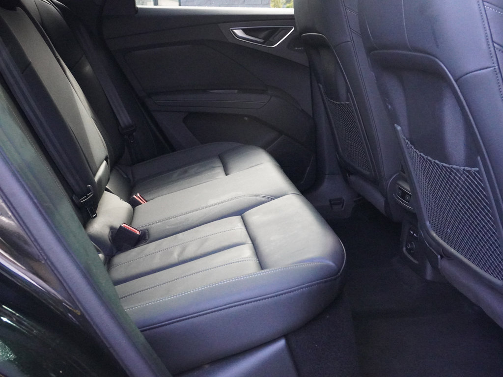 Used 2022 Audi Q4 e-tron Premium Plus AWD/4WD image 32
