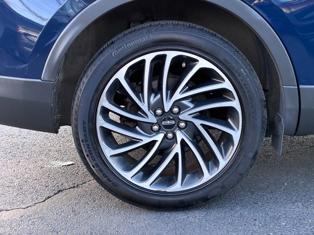 Used 2020 Lincoln Nautilus Reserve w/ Cargo Utility Package AWD/4WD image 53