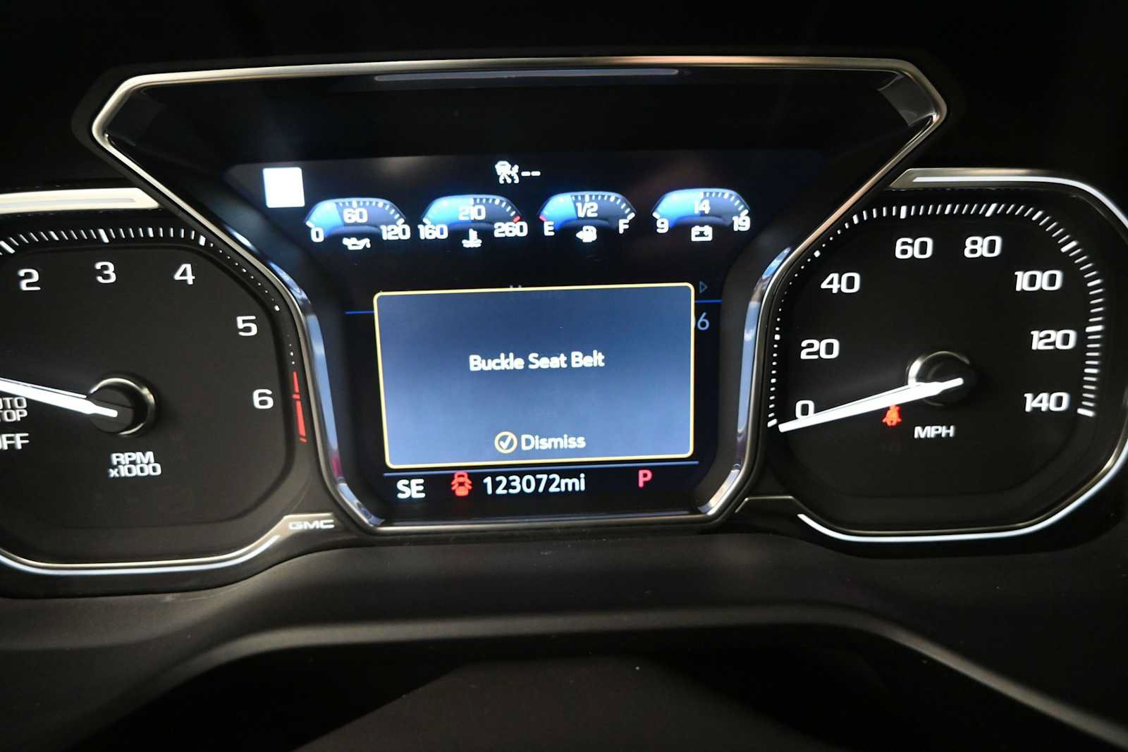 Used 2021 GMC Yukon Denali w/ Denali Premium Package RWD image 15