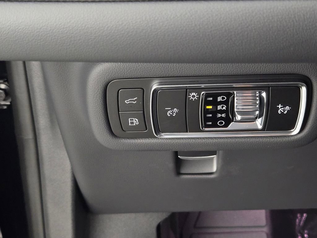 New 2026 Lincoln Nautilus Premier w/ Jet Appearance Package image 18