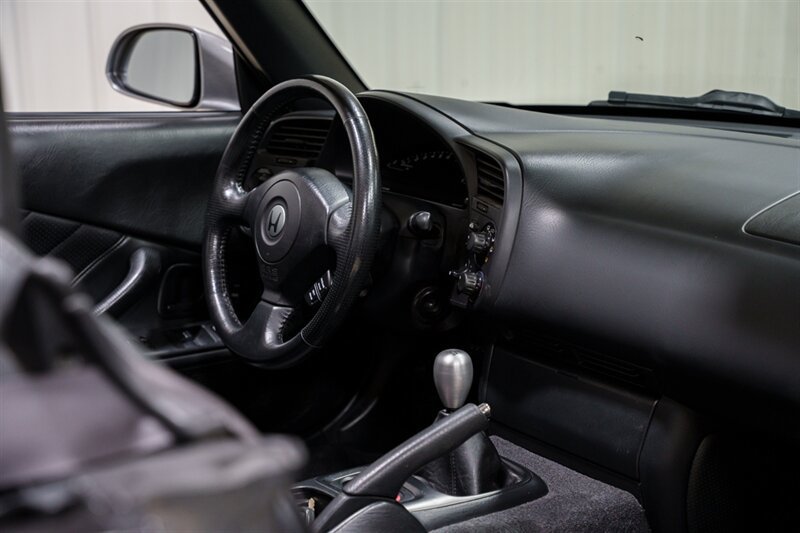 Used 2000 Honda S2000 image 27
