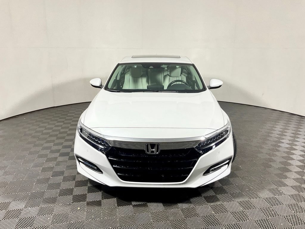 Used 2020 Honda Accord Touring image 9