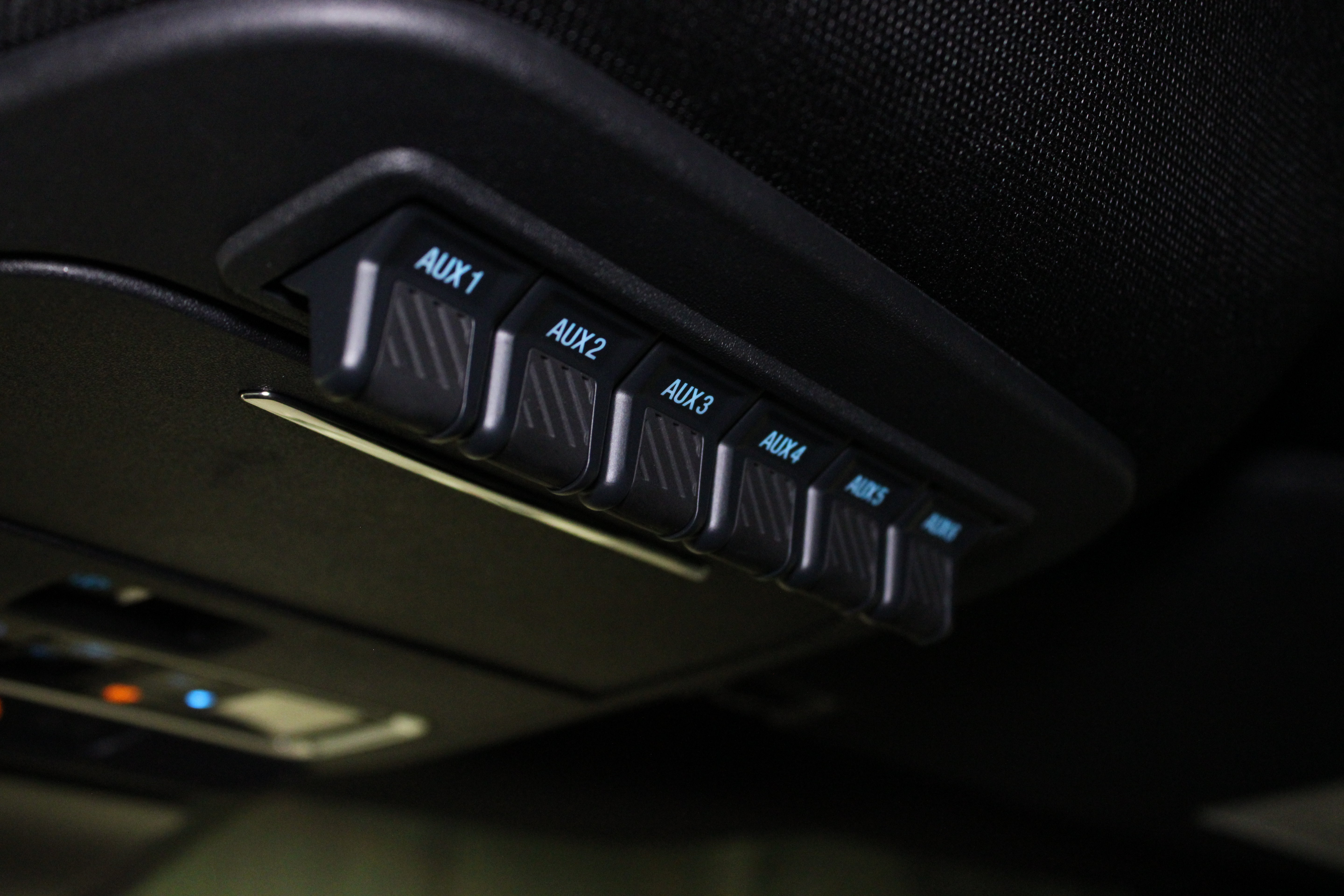 Used 2025 Ford F150 Raptor AWD/4WD image 25