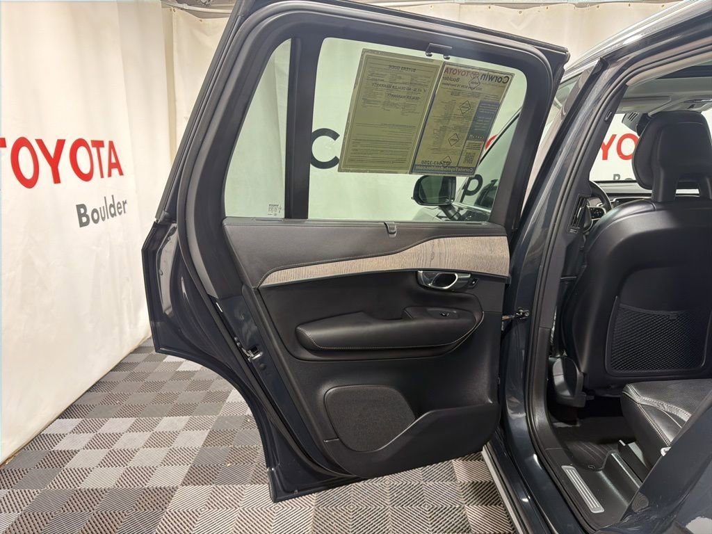 Used 2021 Volvo XC90 T6 Inscription w/ Advanced Package image 19