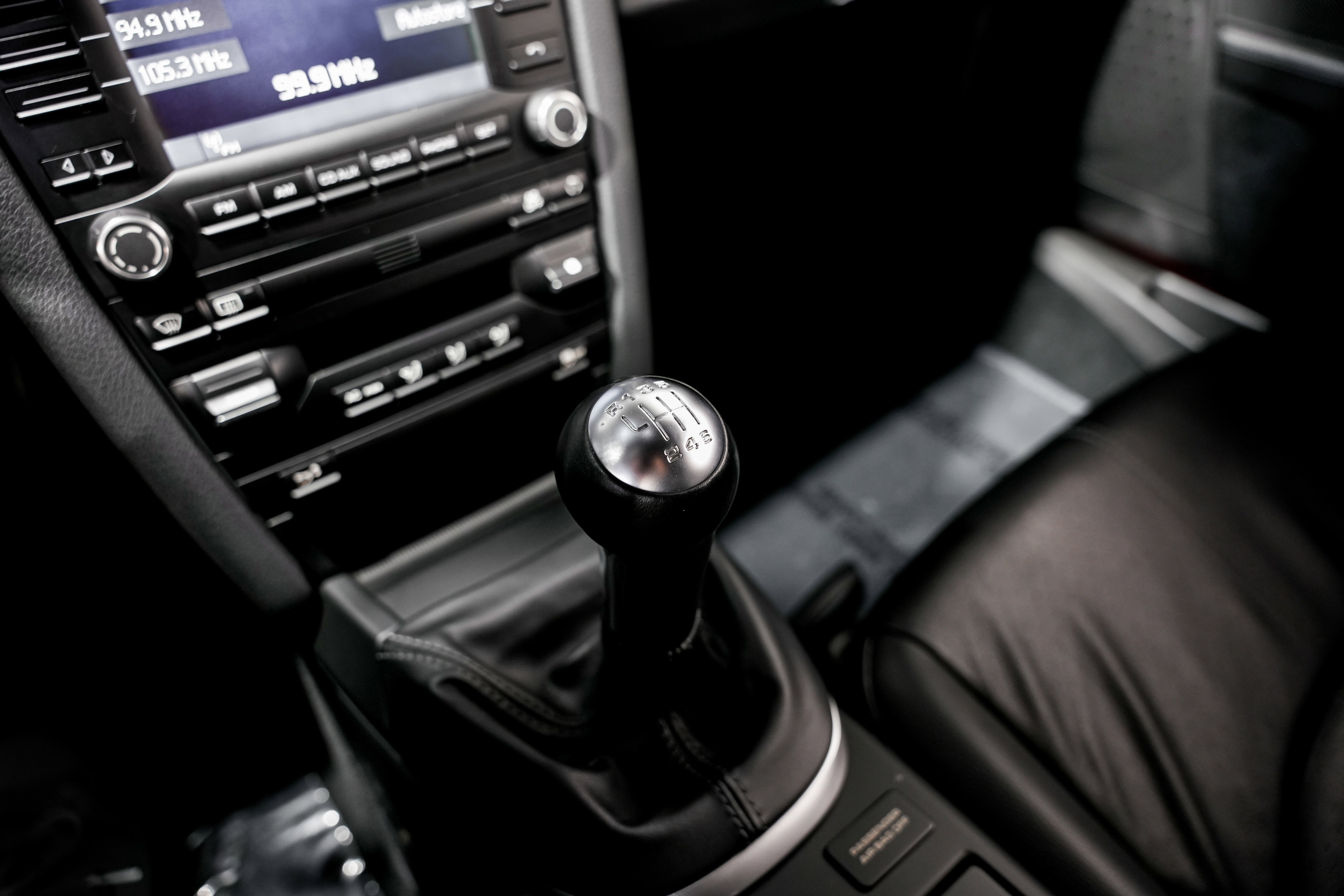 Used 2012 Porsche Cayman S image 13